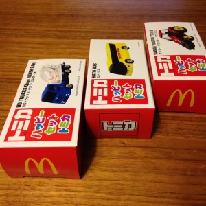 トミカのハッピーセット2016年はコンプリートしたい!番号での車種判別方法があるらしい!