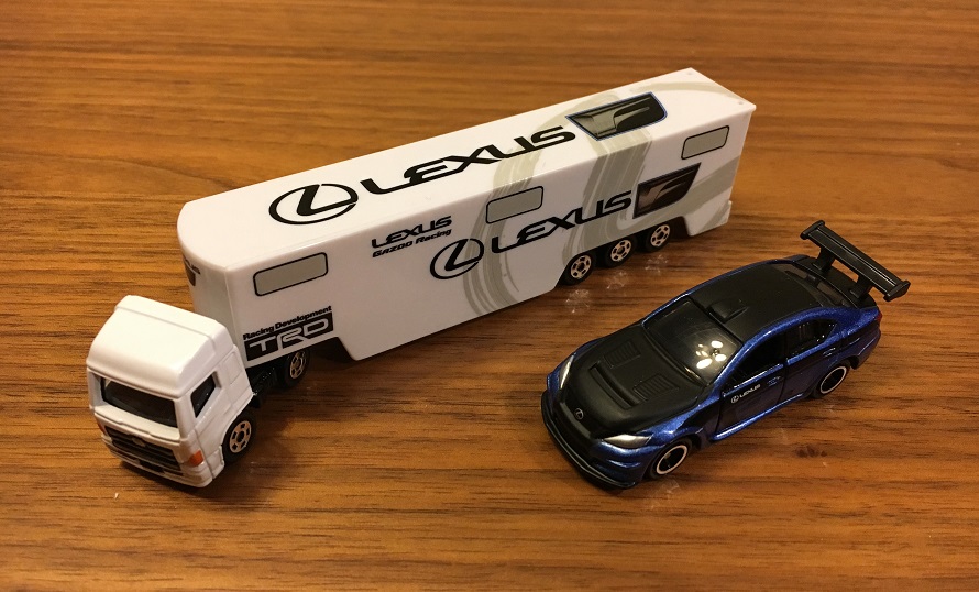 トミカの新車16年12月はトイザらスでレクサスのスペシャルセットをゲット Papamode