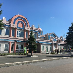 砂川ハイウェイオアシスがリニューアル!屋内遊び場と北海道子どもの国 無料ゾーンを紹介!