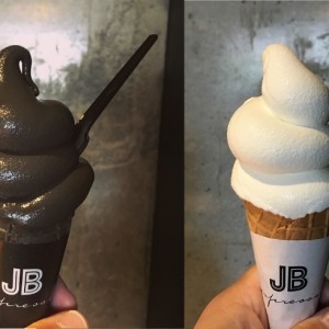 まだ食べてないの?森彦の黒いソフト!JBソフトクリームが話題だよ!