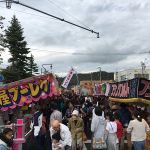 栗山秋まつり渋滞混雑すごかったけど無料駐車場たくさんで良かったってはなし